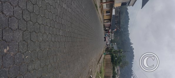 Calle Juan Montalvo and Los Caras
