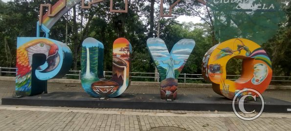City name sign at the Malecon (2)