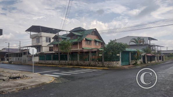 Guayaquil and Unnamed street