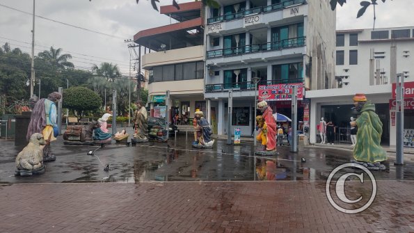 Plazuela at C 20 de Julio and C Bolivar