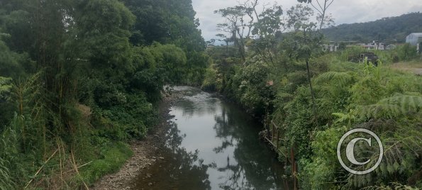 Rio Pindo Grande at Av Tarqui near E45