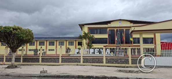 School on 9 de Octubre near Luis Atlas Guerra