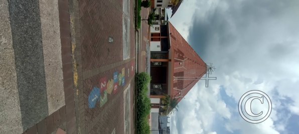 Church across from Parque Central at E45A and Las Amazonas
