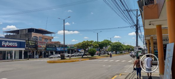 Av Unidad Nacional and Orellana