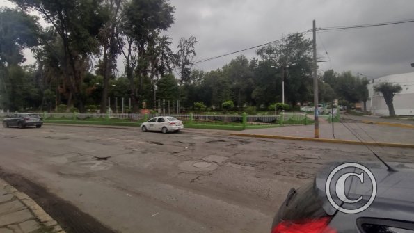 Parque Selva Alegre entrance, Calle Mariscal Benavides y Calle Thomas Alvares