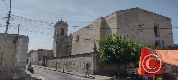 Parroquia Santa Marta at Calle Siglo XX y Calle Colon (2)