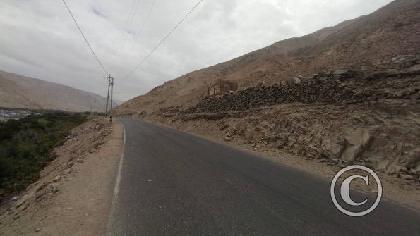 The road going out to the actual town of Atico (3)