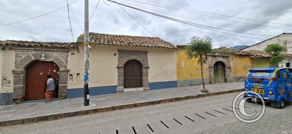 16th century patio houses