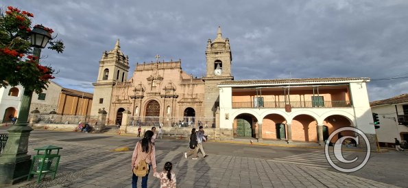 Catedral de Huamanga at the Plaza de Armas (2)