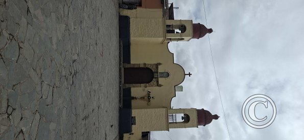 Iglesia del Arco at Av Las Maravillas and Jiron Quinua