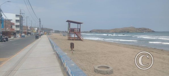 The beach (2)