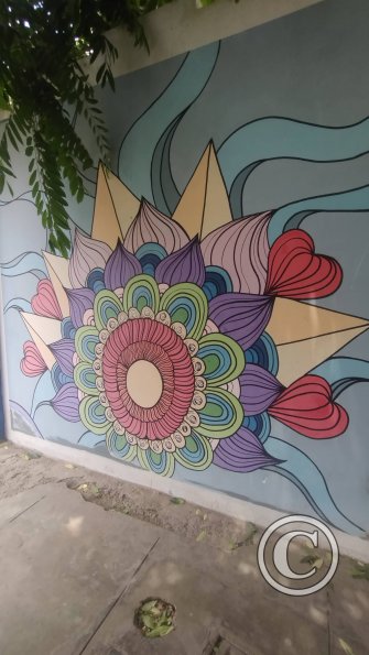 Mural on Av. Cementerio in front of Estadio Roberto Yanez (2)