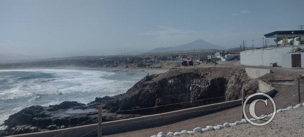 Beach view from Carretera Panamericana near Calle 2 de Enero