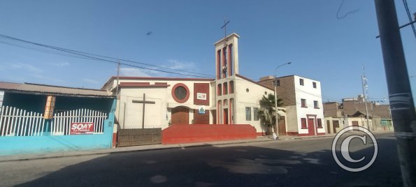 Iglesia Parroquial San Jacinto at Carretera Panamericana y Calle Parinacochas