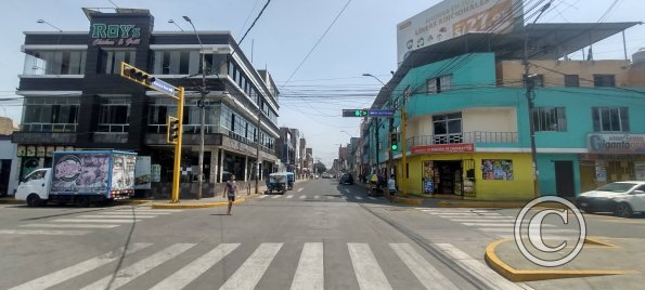 Av. Simon Bolivar y Av. Luis F. del Solar (2)