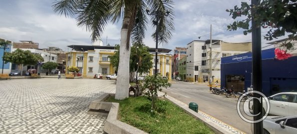 Plaza de Armas y Calle Trujillo