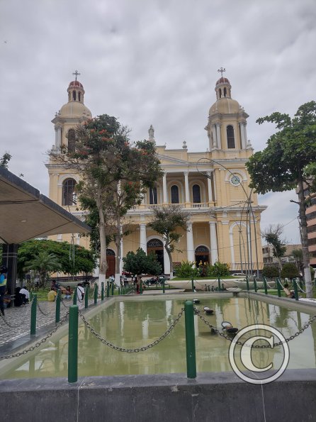 Catedral de Santa María at the Plaza de Armas (3)