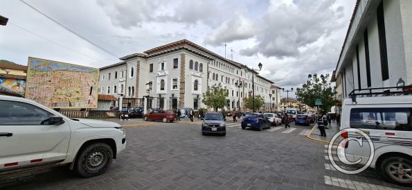 Palacio de Justicia on Av El Sol (2)