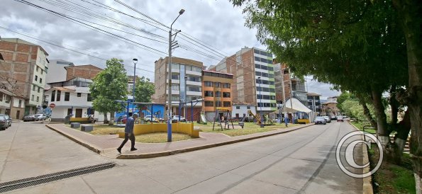 Parque del Amor at Av Peru and Jiron Tinta