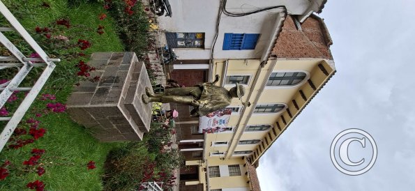 Plaza in front of Museo de Santa Catalina (3)