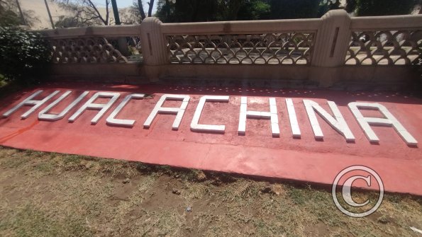 Huacachina sign