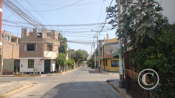 Jiron Manuel Medina y Calle Pedro Carlos Olaechea (2)