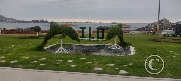 Ilo sign at Malecon Costanera near Calle Las Orquideas