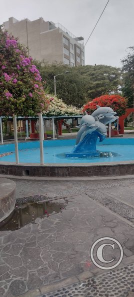 Sculpture at the Malecon y Calle Alfonso Ugarte