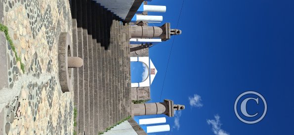 Jiron Loyola going up to the mirador