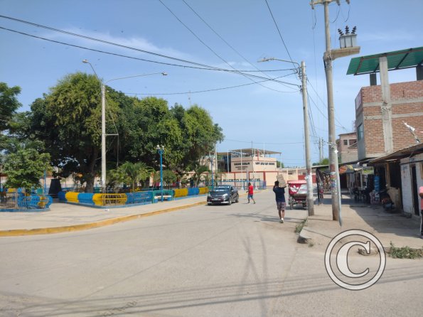 Plaza Principal y Jiron Francisco Pizarro