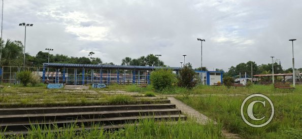 Parque at Calle 12 de Octubre and Calle Jose Mirayar