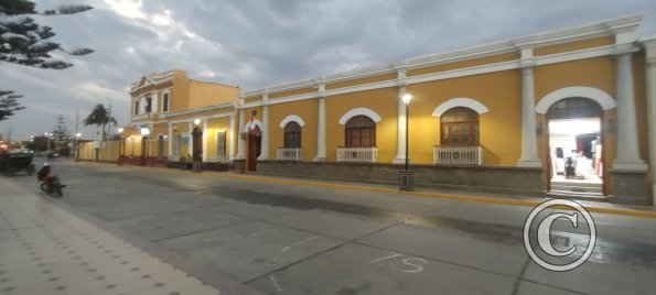 Plaza de Armas, 2 de Mayo-Bolivar-8 de Octubre-Atahualpa (2)