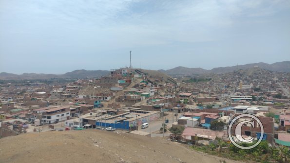 View from an unnamed road near Calle Libertadores (2)