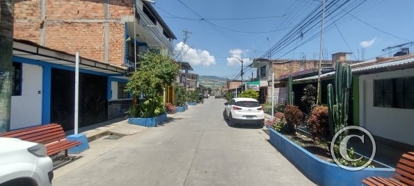 Jiron Puno near Jiron Bolivar