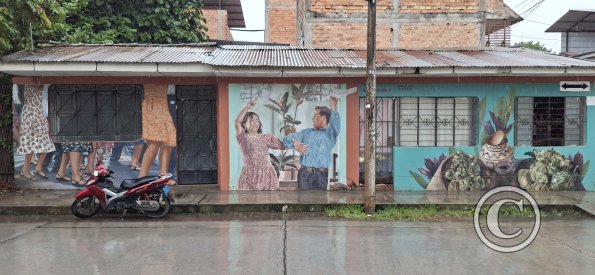 Mural on Jiron Bolivar at Jiron del Mayo