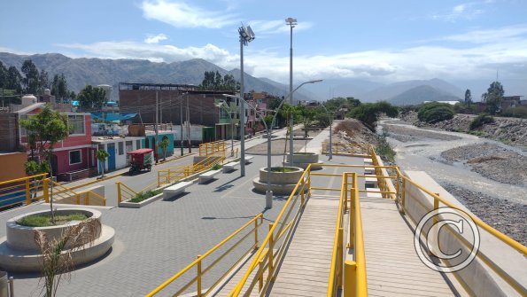 Calle Peru y el Malecon y Rio Tierras Blancas (4)