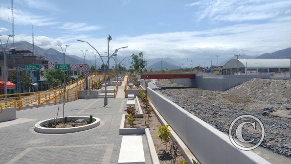 End of the Malecon at Calle Simon Rodriguez