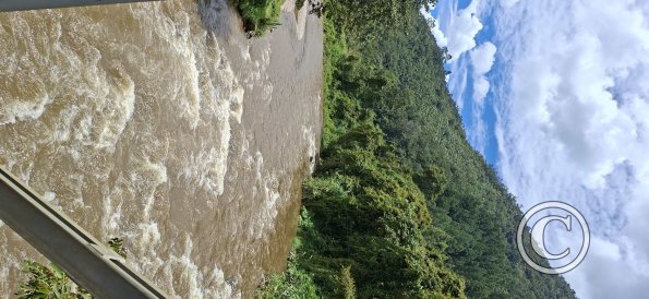 Rio Chontabamba from the bridge