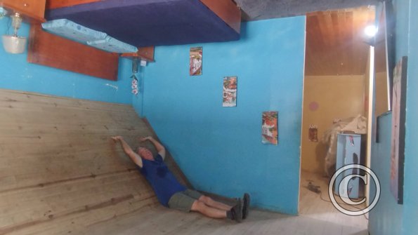 The Upside Down House - Road 106, Carretera Principal Chontabamba (2)