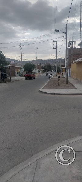 Calle Los Duraznos near Calle Progreso