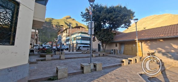 Malecon entrance at Av Federico Zamalloa