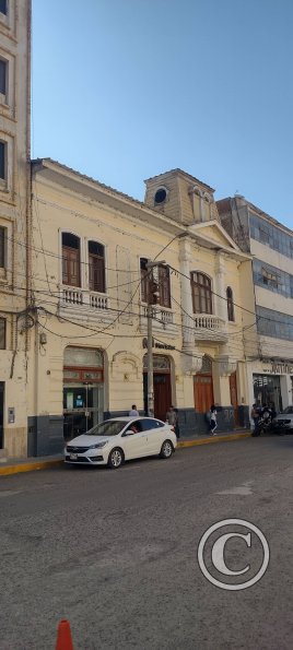 Calle Tacna at Av. Grau