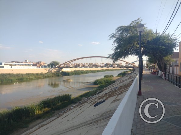 Malecon Eguiguren y Jiron Callao looking at Jiron Huancavelica bridge