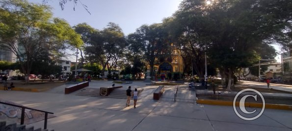 Parque Infantil at Av. Grau and Av. Sullana