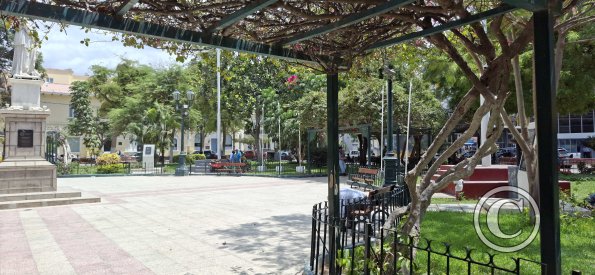 Plaza de Armas at Jiron Huancavelica and Calle Tacna (2)