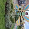 Linear park in the median of Av Floral (5)