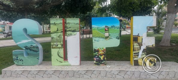 Supe sign at the Plaza de Armas
