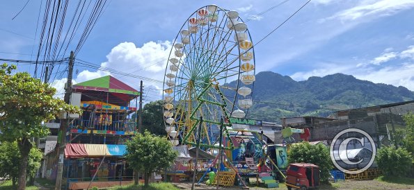 Fair park on Jiron Chiclayo and Av Ucayali (2)