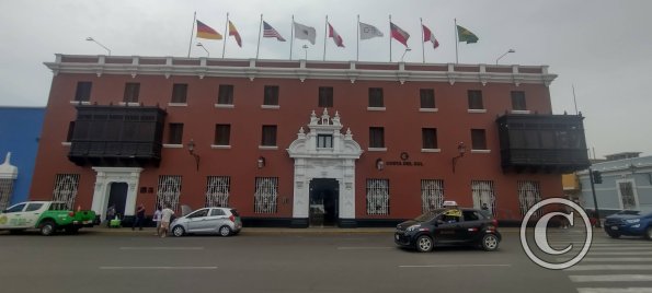 Plaza de Armas 6