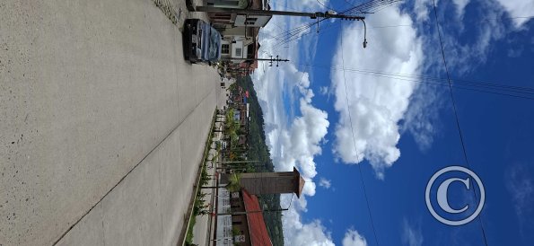 Av Leopoldo Krausse and Calle San Carlos